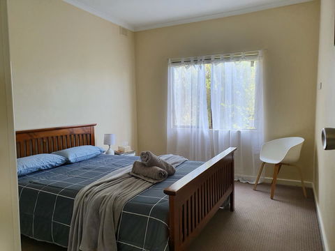 Super Central Location - Kingaroy Accommodation 8