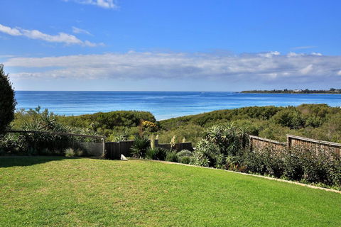 Culburra Beachhouse - Kingaroy Accommodation 17