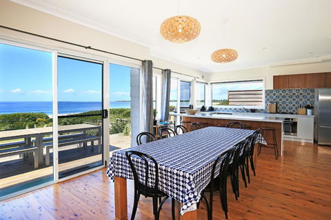 Culburra Beachhouse - Kingaroy Accommodation 6
