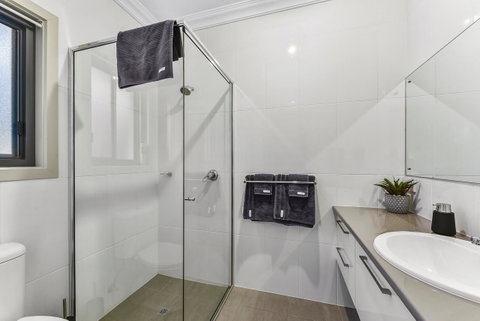 Accommodation On Lansell 2 - Kingaroy Accommodation 5