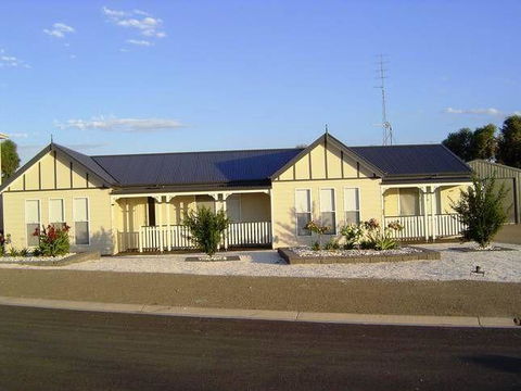 Moontana - Kingaroy Accommodation 0