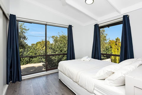 Sorrento - Aldinga Beach - Kingaroy Accommodation 9