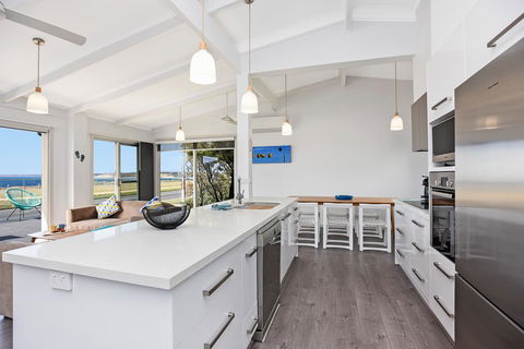 Sorrento - Aldinga Beach - Kingaroy Accommodation 8