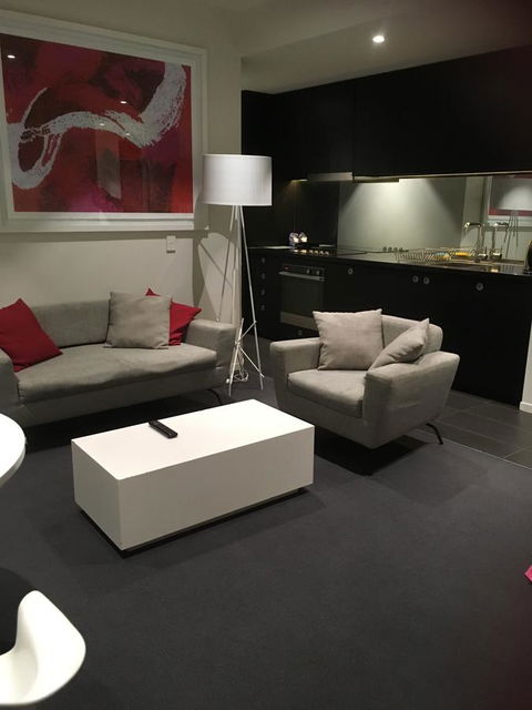 Luxury Apartment - Kingaroy Accommodation 3