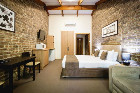 The Lodge By Manna - Kingaroy Accommodation 1