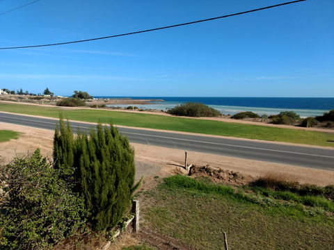 Seafront Shack - Kingaroy Accommodation 0