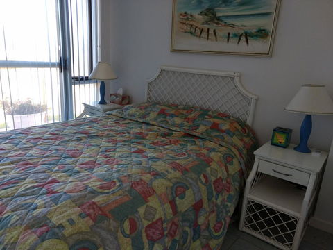 Seafront Shack - Kingaroy Accommodation 5