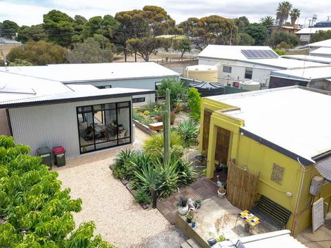 Sinclair Cottage - Kingaroy Accommodation 10