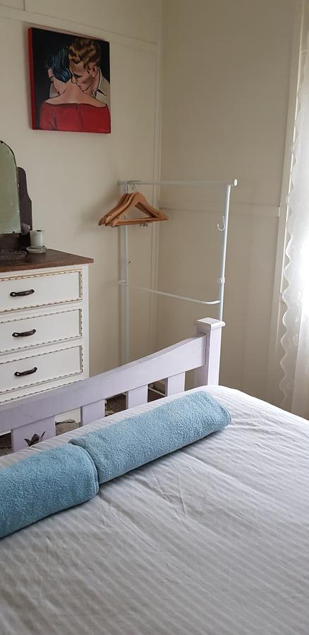 Sinclair Cottage - Kingaroy Accommodation 1
