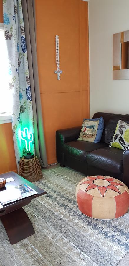 Sinclair Cottage - Kingaroy Accommodation 12