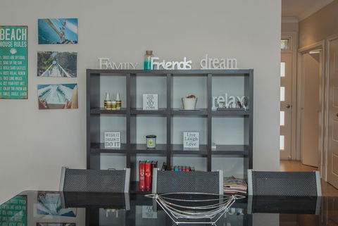 Waterfront On Osprey - Kingaroy Accommodation 9