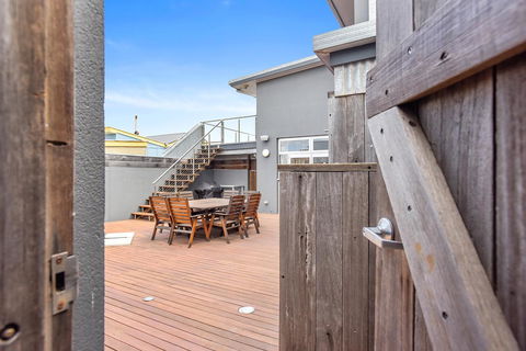 Esplanade Escape - Kingaroy Accommodation 9