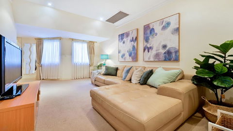 GOUGER 265 - Kingaroy Accommodation 16