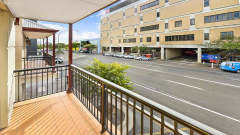 GOUGER 265 - Kingaroy Accommodation 21