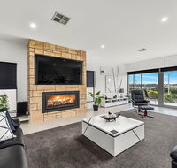 KENNEDY EXECUTIVE TOWNHOUSE - Kingaroy Accommodation