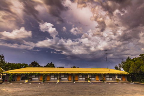 Country Roads Motor Inn Naracoorte - Kingaroy Accommodation 40
