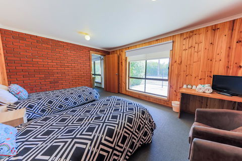 Country Roads Motor Inn Naracoorte - Kingaroy Accommodation 15