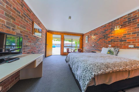 Country Roads Motor Inn Naracoorte - Kingaroy Accommodation 4