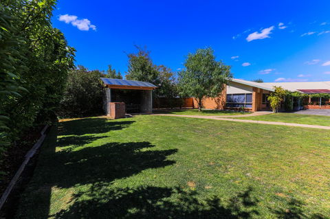 Country Roads Motor Inn Naracoorte - Kingaroy Accommodation 9