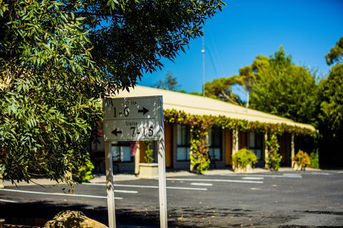 Country Roads Motor Inn Naracoorte - Kingaroy Accommodation 20