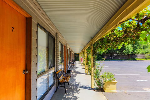 Country Roads Motor Inn Naracoorte - Kingaroy Accommodation 27