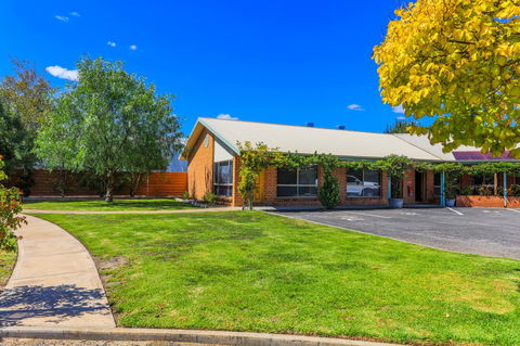 Country Roads Motor Inn Naracoorte - Kingaroy Accommodation 13