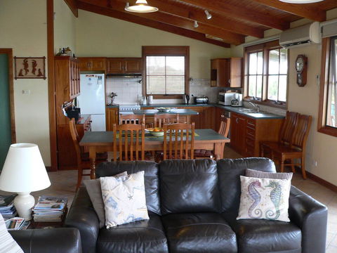 Lantauanan - The Lookout - Kingaroy Accommodation 5