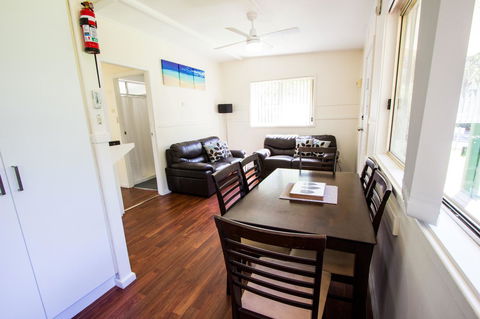 The Retreat Port Stephens - Kingaroy Accommodation 6