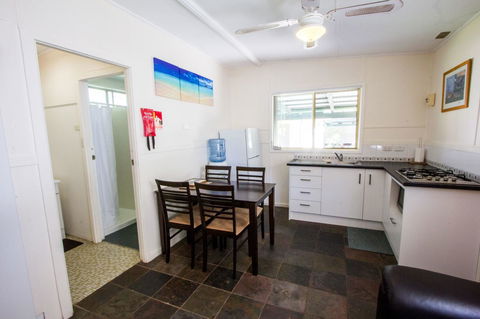 The Retreat Port Stephens - Kingaroy Accommodation 2