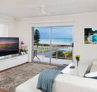 Stylish 3 Bedroom Beachview Apartment - Kingaroy Accommodation