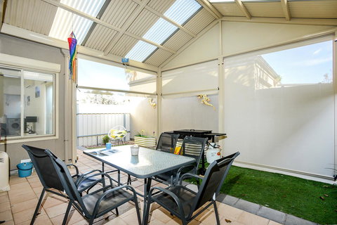 Blue Zone - Aldinga Beach - Kingaroy Accommodation 17