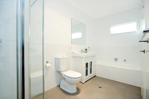 Blue Zone - Aldinga Beach - Kingaroy Accommodation 11