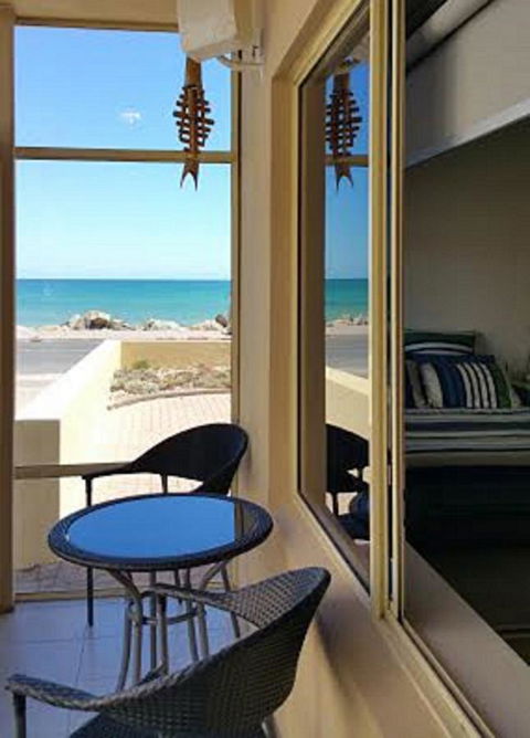 Acaill Accommodation Esplanade Living Self Check-In Self Check-Out - Kingaroy Accommodation 38