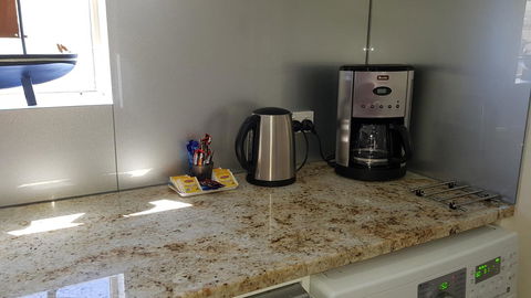 Acaill Accommodation Esplanade Living Self Check-In Self Check-Out - Kingaroy Accommodation 31