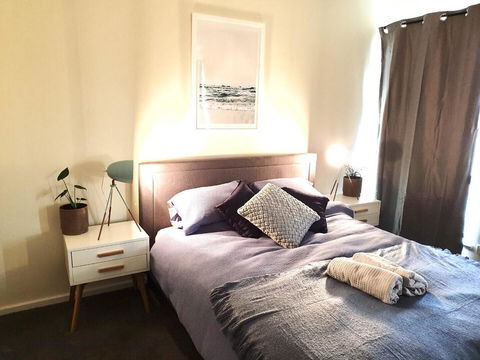 Luxurious 3 Bedroom Beachfront - Panoramic Views - Kingaroy Accommodation 8