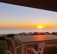 Luxurious 3 bedroom beachfront - panoramic views
