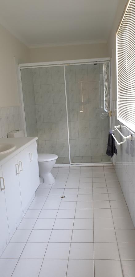 South Shores - Kingaroy Accommodation 11