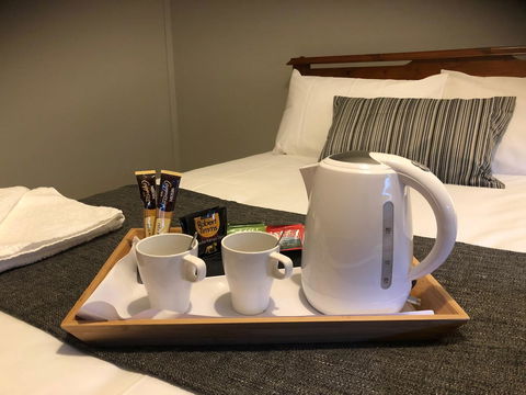 Cornwall Hotel - Kingaroy Accommodation 10