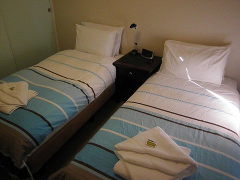 Marco Polo Apartments - Kingaroy Accommodation 6