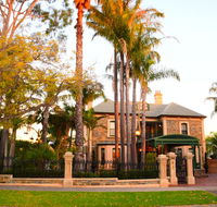 Grand Bluestone Mansion - Kingaroy Accommodation