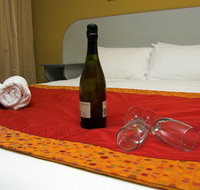 Victoria Hotel Strathalbyn - Kingaroy Accommodation