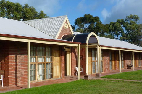 Coonawarra Place Motor Inn - Kingaroy Accommodation 36