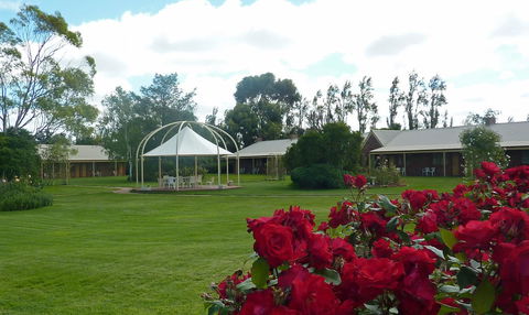 Coonawarra Place Motor Inn - Kingaroy Accommodation 9