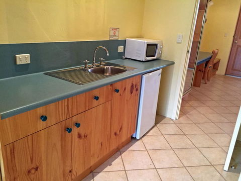 Coonawarra Place Motor Inn - Kingaroy Accommodation 39