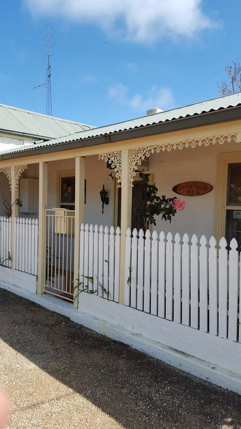 Cosy Nook - Kingaroy Accommodation 0