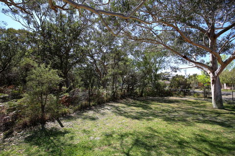 Wildwood I Pet Friendly I 5 Mins To Beach - Kingaroy Accommodation 16