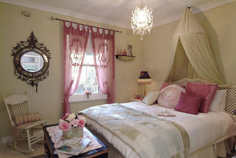 Jasmine\'s Barossa Valley Cottage - Kingaroy Accommodation 7