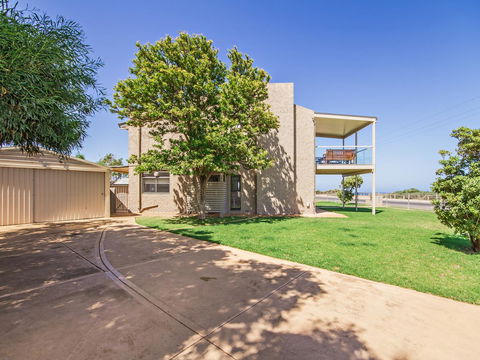 Pearl By The Sea - Kingaroy Accommodation 12