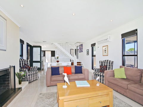 Pearl By The Sea - Kingaroy Accommodation 5