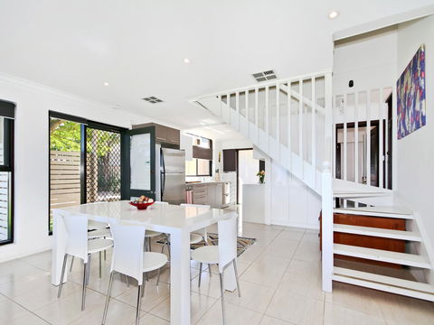 Pearl By The Sea - Kingaroy Accommodation 2